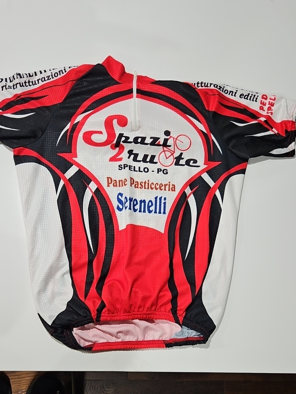 Spazi 2 Ruote Cycling Jersey in Red, Black & White Sz Large Vintage Italian.